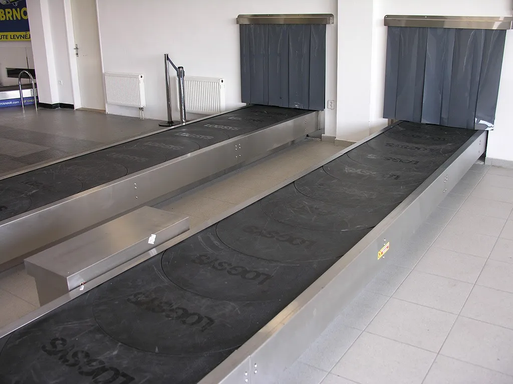 Conveyor systems for airports